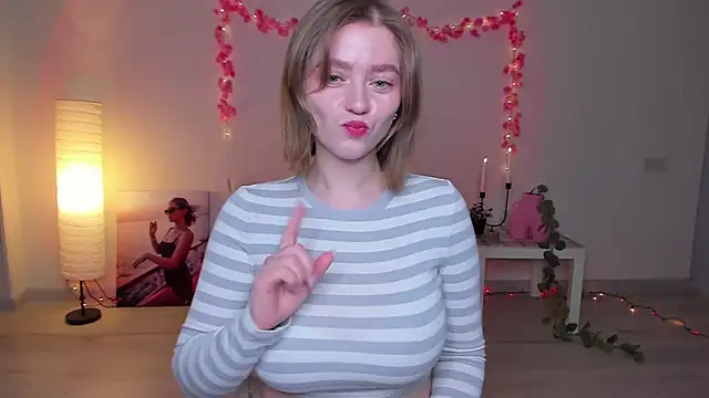 AidaPerry online show from 01.16.25