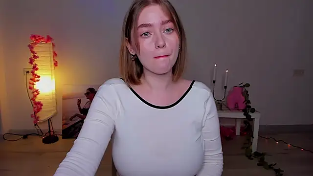 AidaPerry online show from 01.29.25