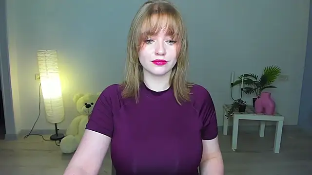 AidaPerry online show from 09.10.25