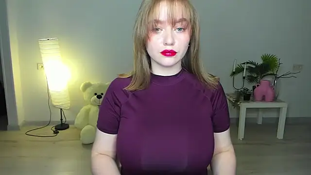 AidaPerry online show from 10.17.25