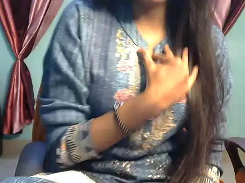 Snapshot of shrishtiGill chatting on 12.07.24 shrishtiGill online show from 12.07.24