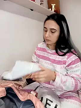 Juanamd1 online show from 01.31.25