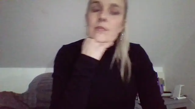 Snapshot of scrummymummy2 chatting on 02.07.26 scrummymummy2 online show from 02.07.26