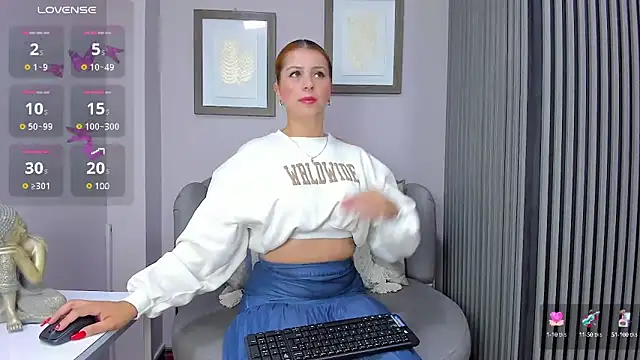 Snapshot of Nahiajhonson_ chatting on 01.13.25 Nahiajhonson online show from 01.13.25