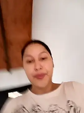 Snapshot of SamaraJay1 chatting on 05.31.26 SamaraJay1 online show from 05.31.26
