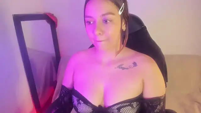 Snapshot of iambrihana chatting on 02.11.25 iambrihana online show from 02.11.25