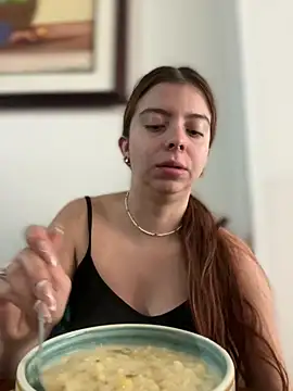Snapshot of Cloew_Marz chatting on 01.29.25 Cloew Marz online show from 01.29.25