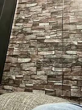 Snapshot of zeck80 chatting on 12.27.24 zeck80 online show from 12.27.24