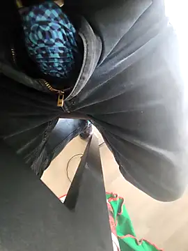 Policeman20742 online show from 12.21.25