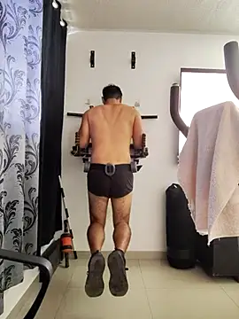 Snapshot of LatinMar chatting on 09.17.25 LatinMar online show from 09.17.25