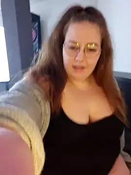  Julie x online show from 02.19.25