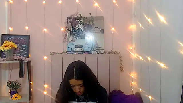 Snapshot of camilawilliams707rs chatting on 01.12.25 camilawilliams707rs online show from 01.12.25