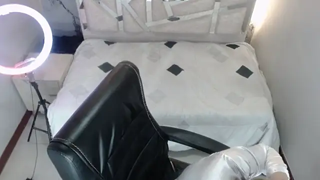 Salome Milf202 online show from 12.21.25