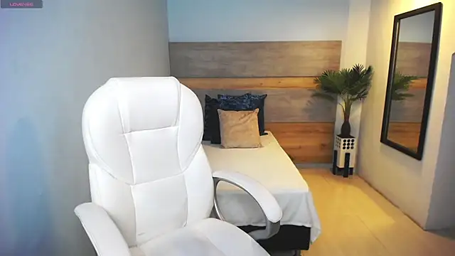 Snapshot of liseth_fox chatting on 02.06.25 liseth fox online show from 02.06.25