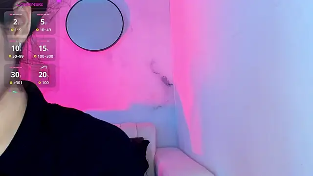 lara madisson online show from 11.13.25