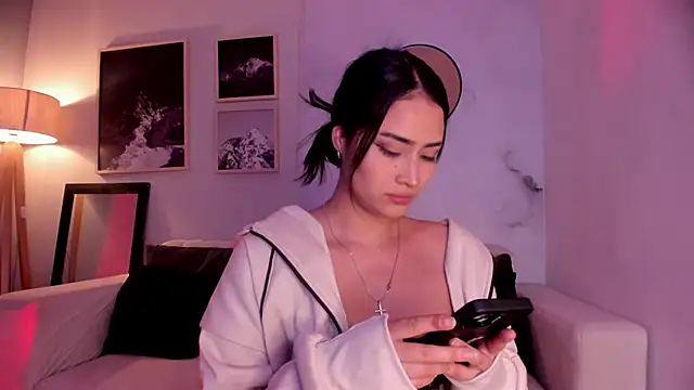 lara madisson online show from 03.02.26