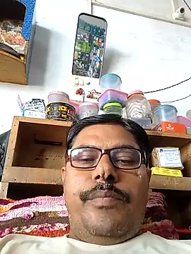 Snapshot of Srmotrs chatting on 09.09.25 Srmotrs online show from 09.09.25