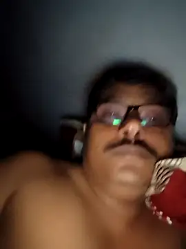 Snapshot of Srmotrs chatting on 10.03.25 Srmotrs online show from 10.03.25