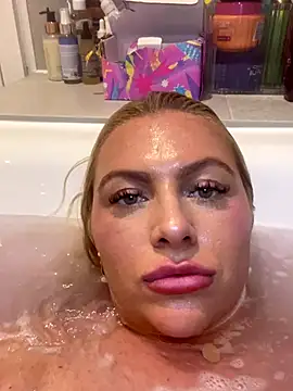 Snapshot of Arabellalee23 chatting on 01.06.26 Arabellalee23 online show from 01.06.26