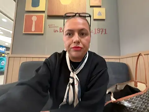 Snapshot of Arabellalee23 chatting on 01.13.26 Arabellalee23 online show from 01.13.26