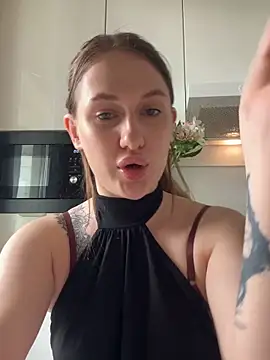 Snapshot of Chanel__May chatting on 05.04.26 Chanel May online show from 05.04.26