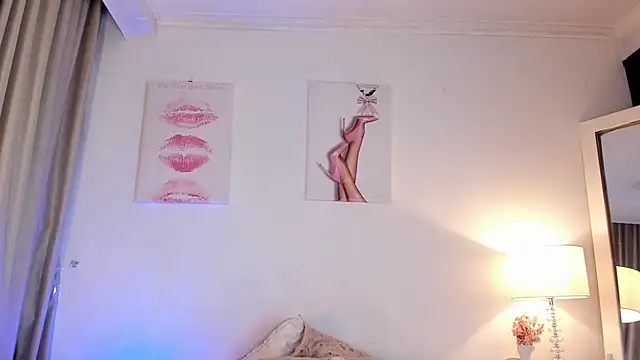 Snapshot of halseycox___ chatting on 05.07.26 halseycox online show from 05.07.26