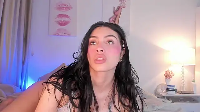 Snapshot of halseycox___ chatting on 05.14.26 halseycox online show from 05.14.26