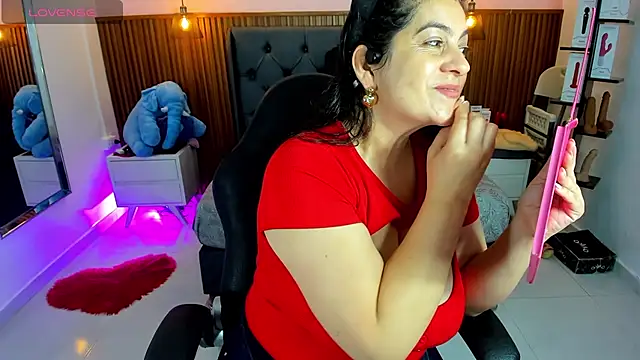 Snapshot of MEYLAGIA chatting on 07.03.26 MEYLAGIA online show from 07.03.26