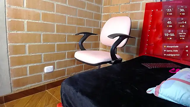 sharol espitia online show from 12.12.24