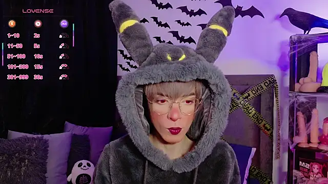 Snapshot of Sammy_Russell chatting on 11.01.25 Sammy Russell online show from 11.01.25