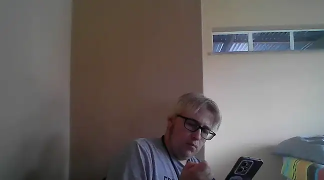 Snapshot of bisexualboy05 chatting on 03.12.25 bisexualboy05 online show from 03.12.25