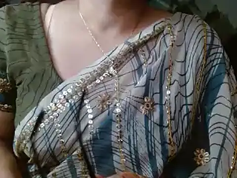 LOVERIAKOL online show from 12.15.24