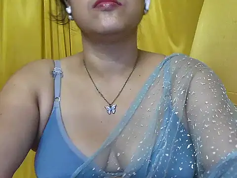 Snapshot of LOVERIAKOL chatting on 07.27.26 LOVERIAKOL online show from 07.27.26