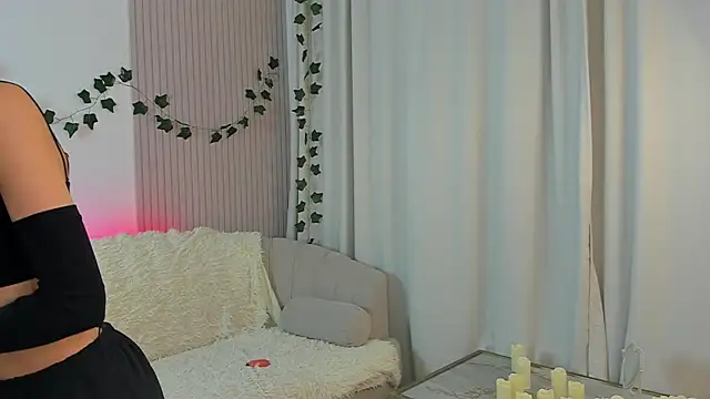 Snapshot of CindyGarrison chatting on 01.15.25 CindyGarrison online show from 01.15.25