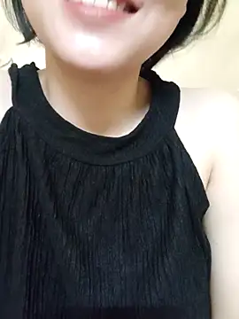 Snapshot of Sexyass13 chatting on 09.19.25 Sexyass13 online show from 09.19.25