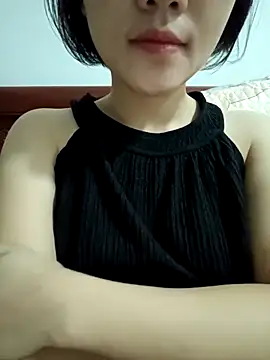 Snapshot of Sexyass13 chatting on 10.10.25 Sexyass13 online show from 10.10.25