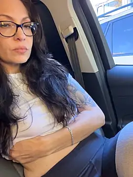 BeautifulMesss online show from 10.21.25