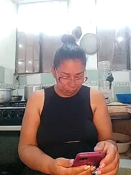 Snapshot of sorbetico_perverse chatting on 03.06.25 sorbetico perverse online show from 03.06.25