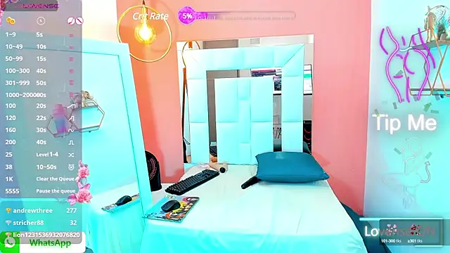 Snapshot of Alanna_hot3 chatting on 02.05.25 Alanna hot3 online show from 02.05.25