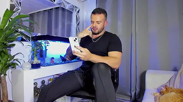 Johnnygrayson1 online show from 12.28.24