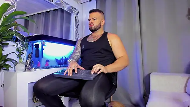 Johnnygrayson1 online show from 01.03.25