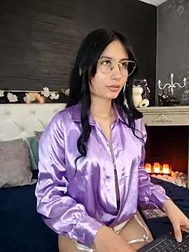 NayeCloud online show from 02.21.25