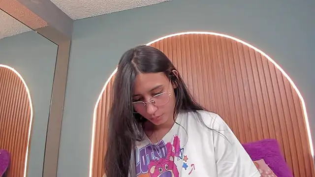 NayeCloud online show from 02.03.26