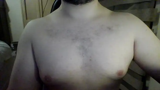 Snapshot of Himbo_fox chatting on 11.10.25 Himbo fox online show from 11.10.25