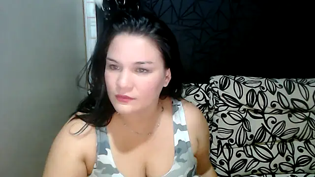 love and Lust online show from 02.22.25