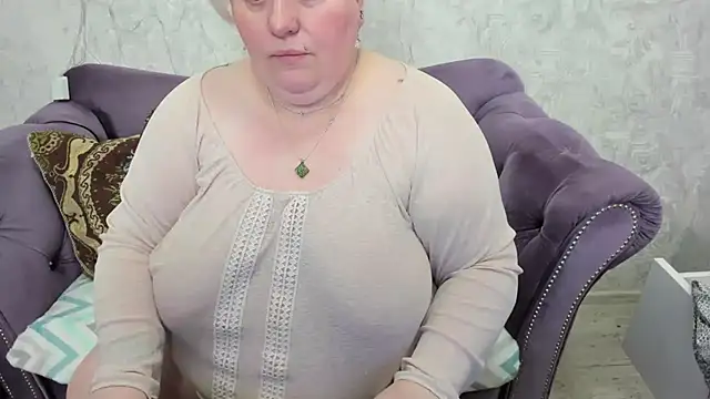 fashiona online show from 03.04.25