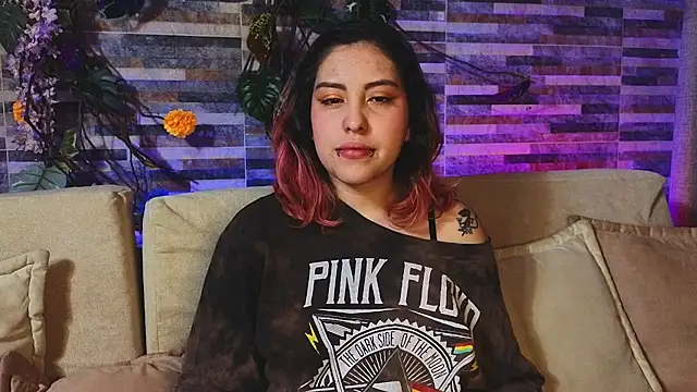 Snapshot of Hairyandsexysalma chatting on 09.10.25 Hairyandsexysalma online show from 09.10.25