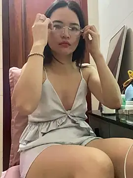 Snapshot of LiLi-Kirix99 chatting on 06.08.26 LiLi-Kirix99 online show from 06.08.26