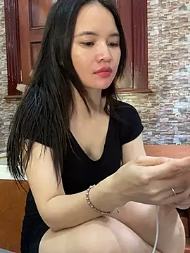 Snapshot of LiLi-Kirix99 chatting on 06.14.26 LiLi-Kirix99 online show from 06.14.26