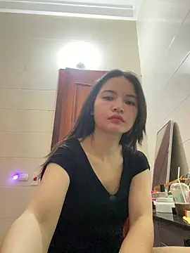 Snapshot of LiLi-Kirix99 chatting on 06.22.26 LiLi-Kirix99 online show from 06.22.26